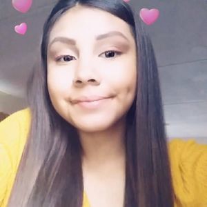 Meet your Posher, Vanessa